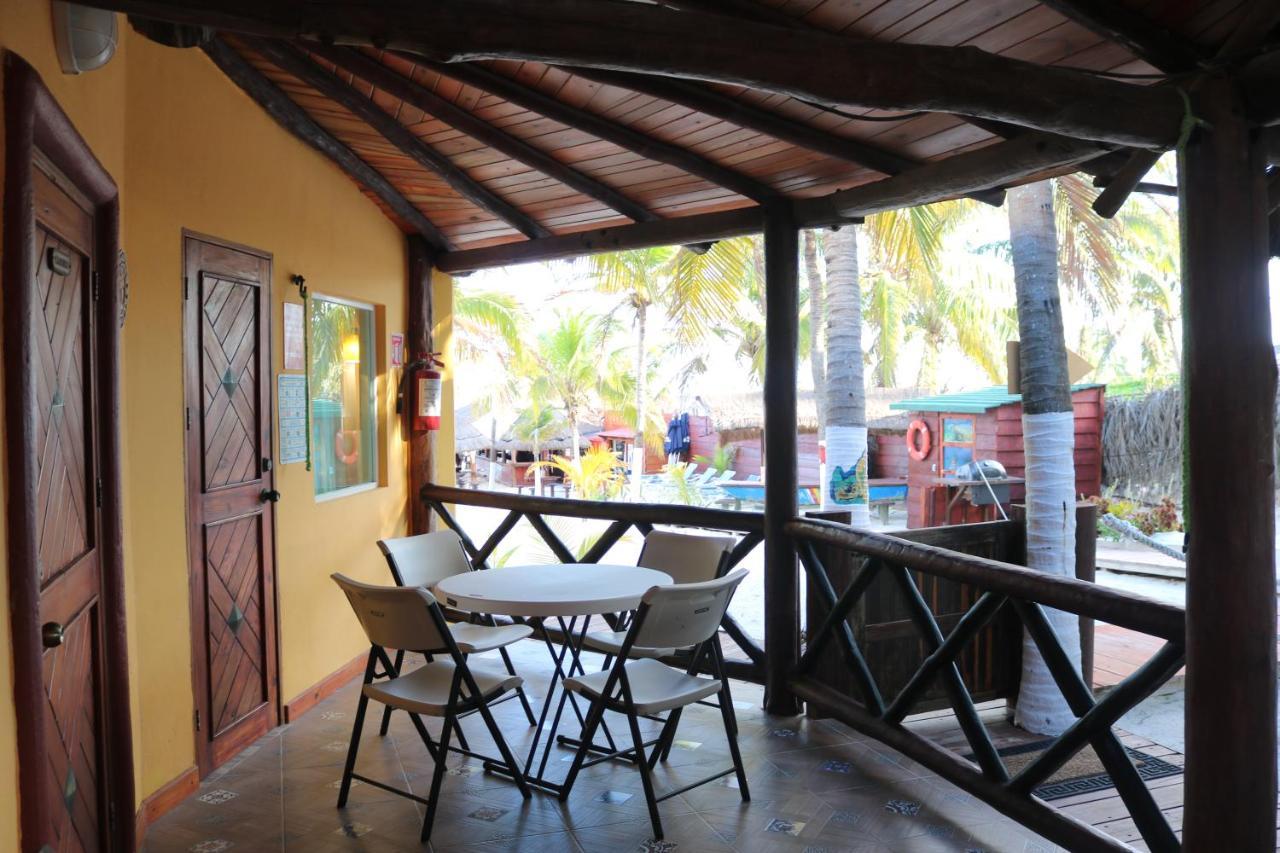 The Diving Lodge Downtown Puerto Morelos Exterior photo
